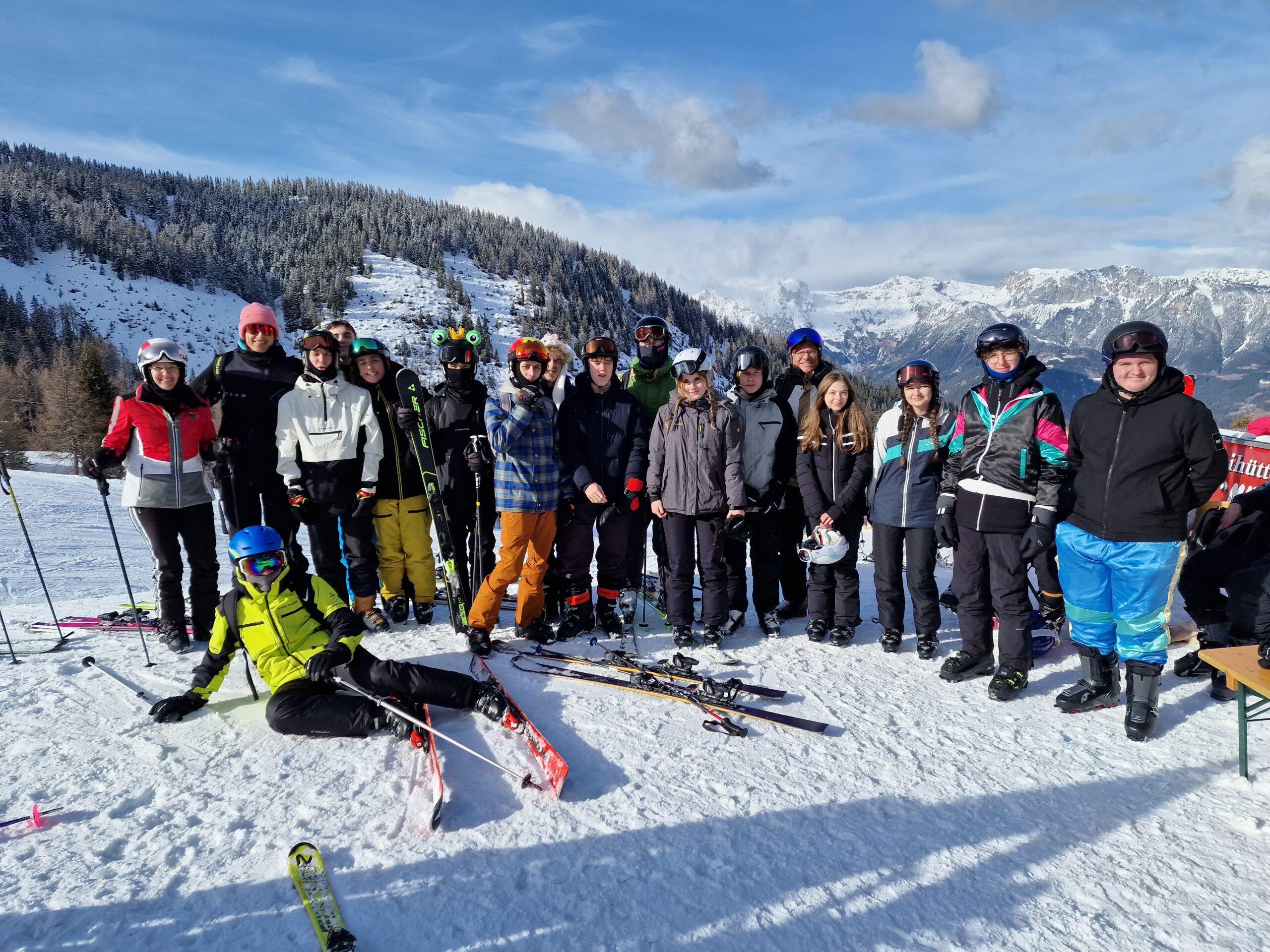 Exkursion der AHIF: Skifahren auf der Planai